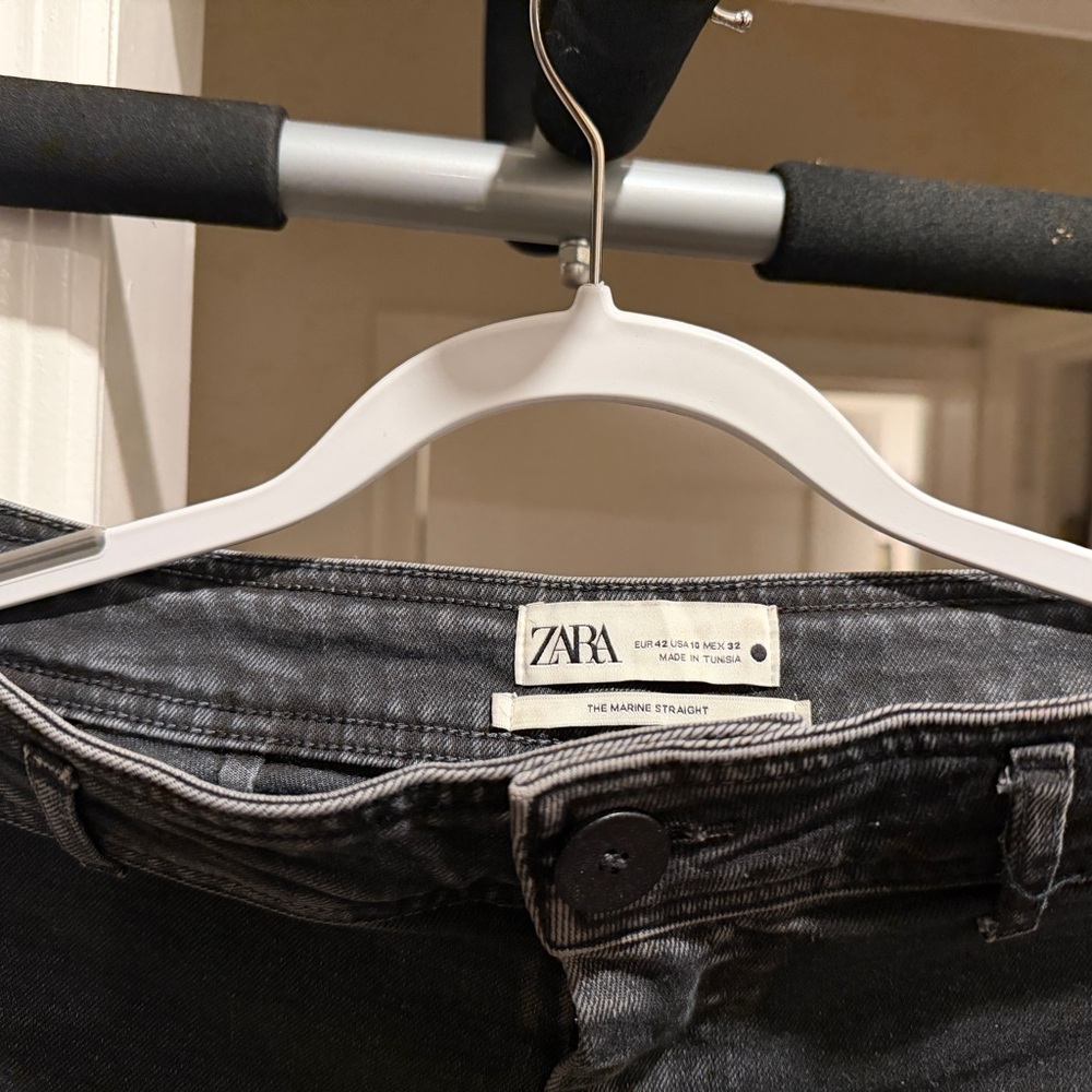 Zara Women's Dark Gray Straight Leg Jeans